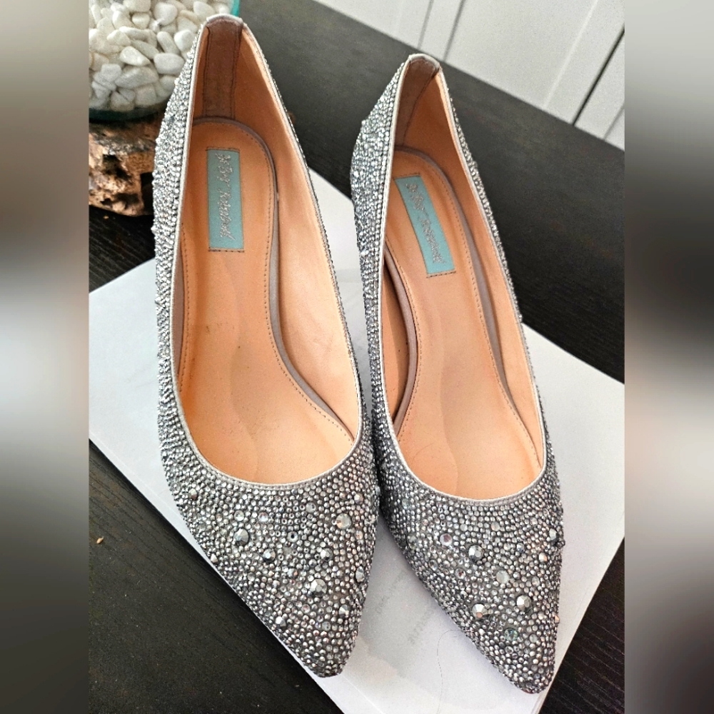 Betsy Johnson heels size 8